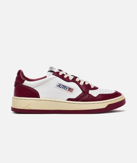 Medalist Low sneakers in leather