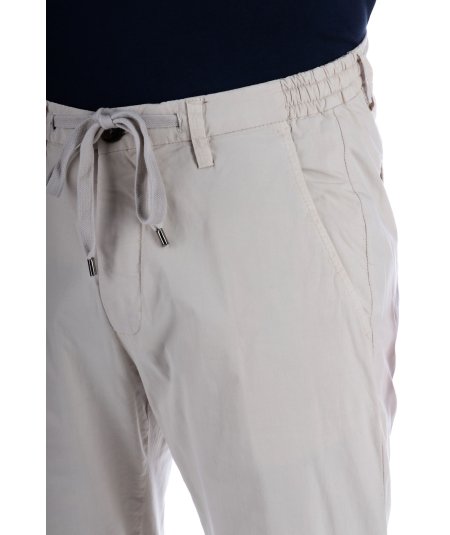 Trousers with drawstring