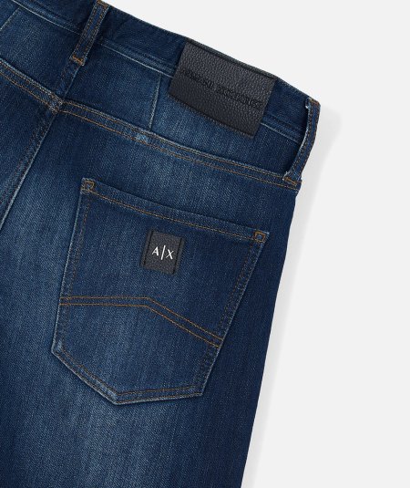 J13 slim fit jeans in comfort denim