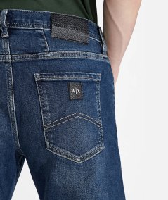 Slim fit jeans