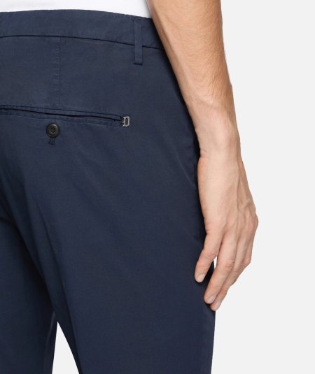 Pantaloni Gaubert slim in gabardina leggera