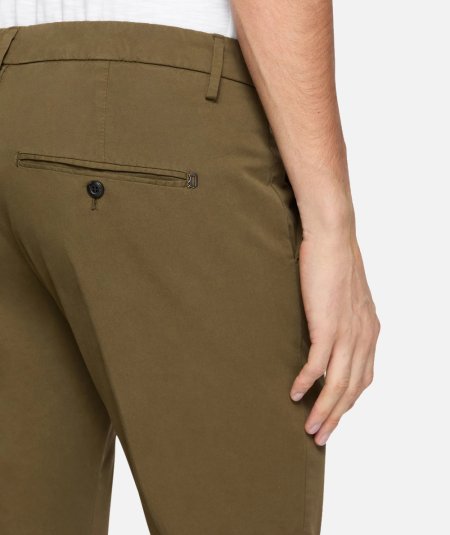 Pantaloni Gaubert slim in gabardina leggera