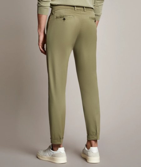 Pantalone Capri con risvolto