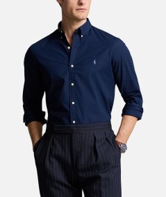 Camicia in popeline elasticizzato dal taglio slim