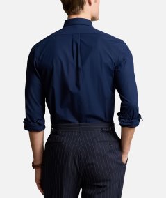 Camicia in popeline elasticizzato dal taglio slim