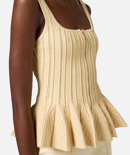 Top in maglia a pieghe con baschina
