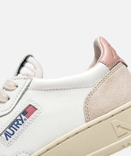 Medalist Low sneakers in leather and suede