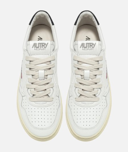 Sneakers medalist low in pelle