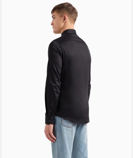 Camicia slim fit in satin stretch