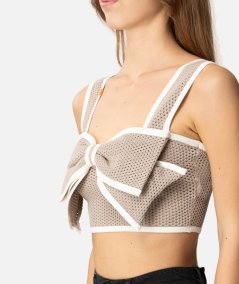 Top in punto rete con maxi fiocco