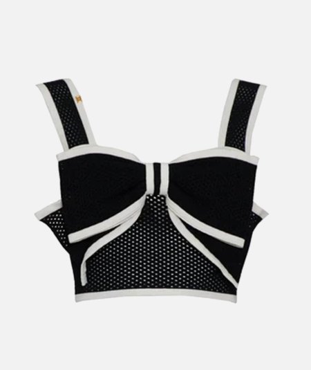 Top in punto rete con maxi fiocco