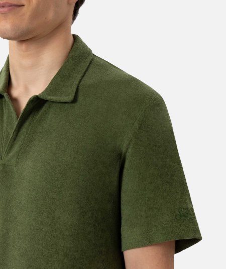Polo Jeremy in spugna verde militare
