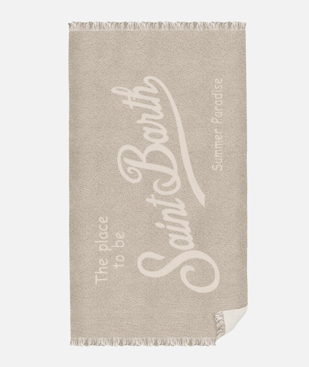 Beach towel in soft sponge with contrasting maxi logo