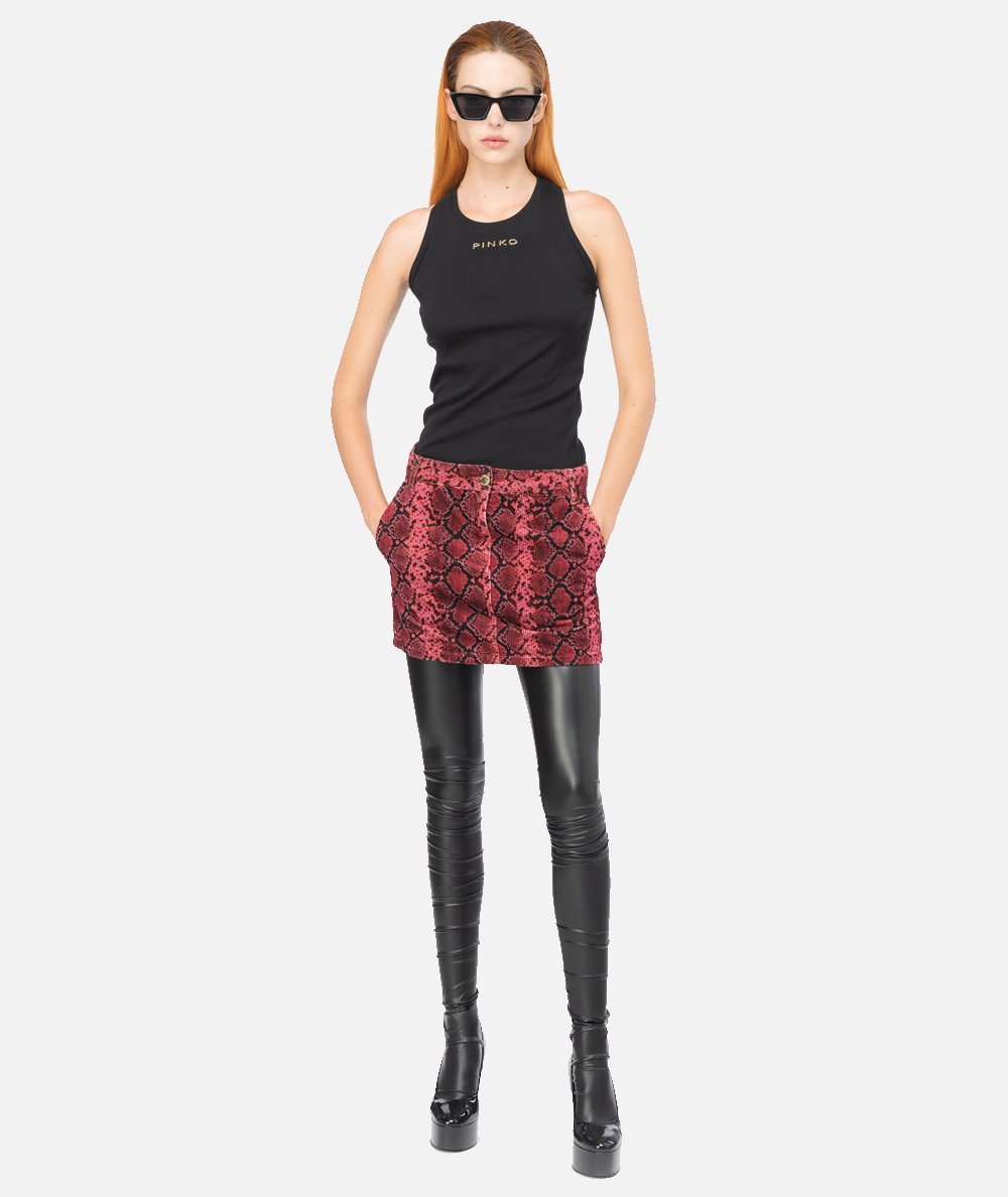 Ribbed logo top