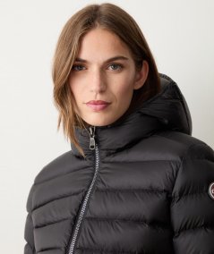 Short down jacket with fixed hood