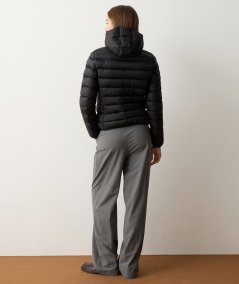Short down jacket with fixed hood