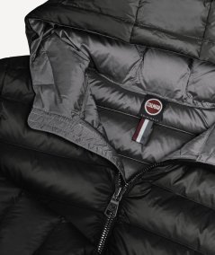 Short down jacket with fixed hood