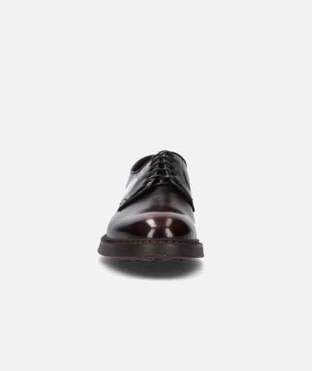 Scarpa stringata in pelle