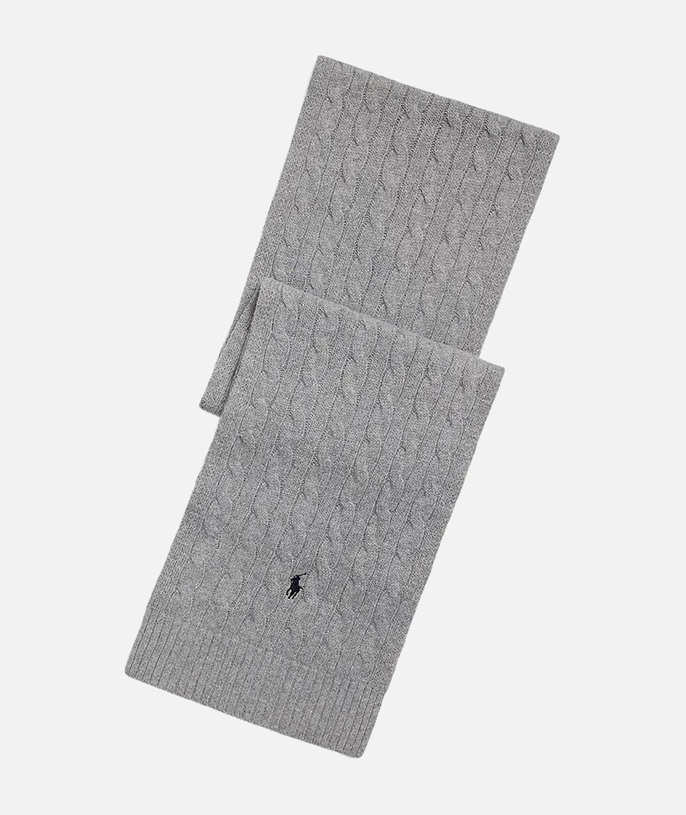 Classic cable scarf
