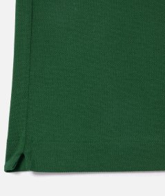 Classic cut piqué polo shirt